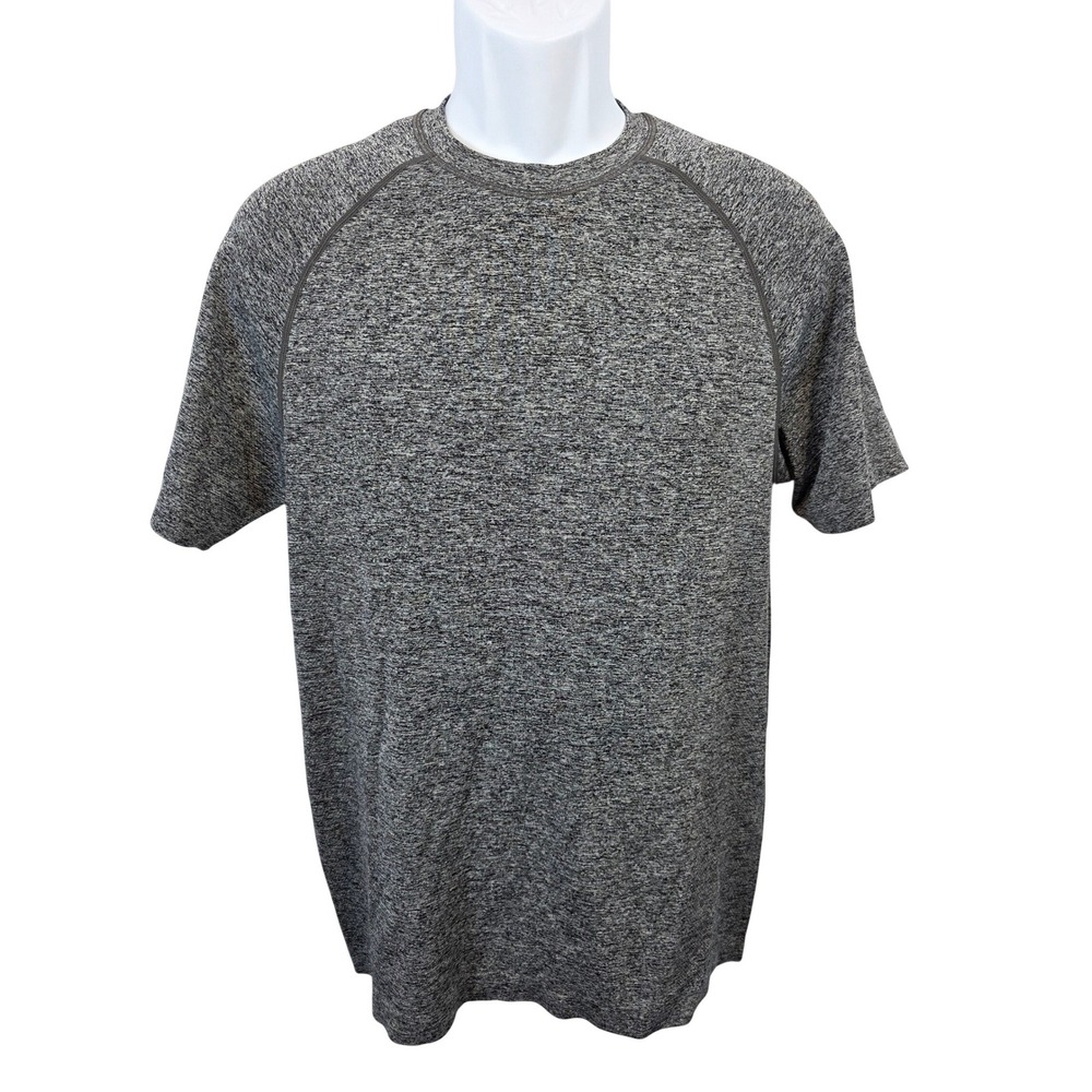 Fabletics Men's Heather Gray Short Sleeve Athletic Shirt Size Medium M / B161